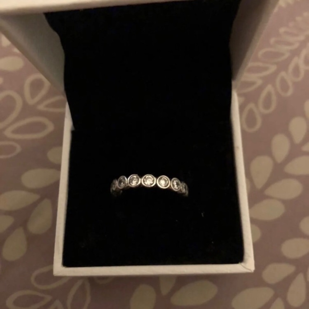 Pandora Alluring Brilliance Ring